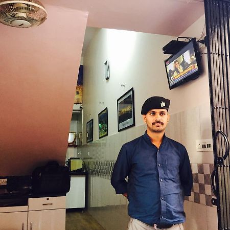 Hotel Ashirwad Udaipur Buitenkant foto
