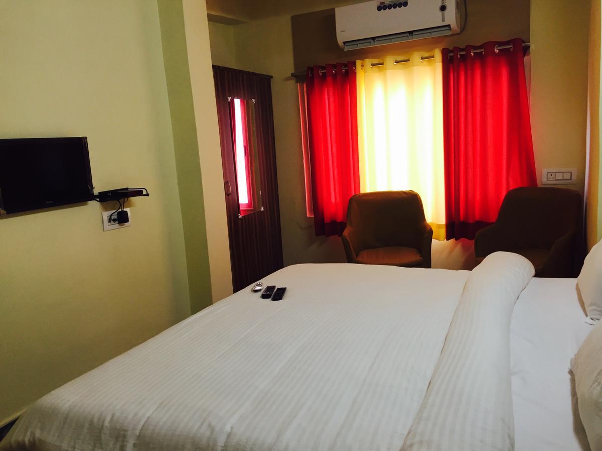 Hotel Ashirwad Udaipur Buitenkant foto