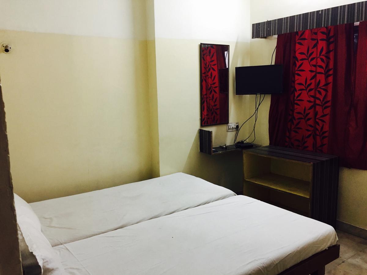 Hotel Ashirwad Udaipur Buitenkant foto