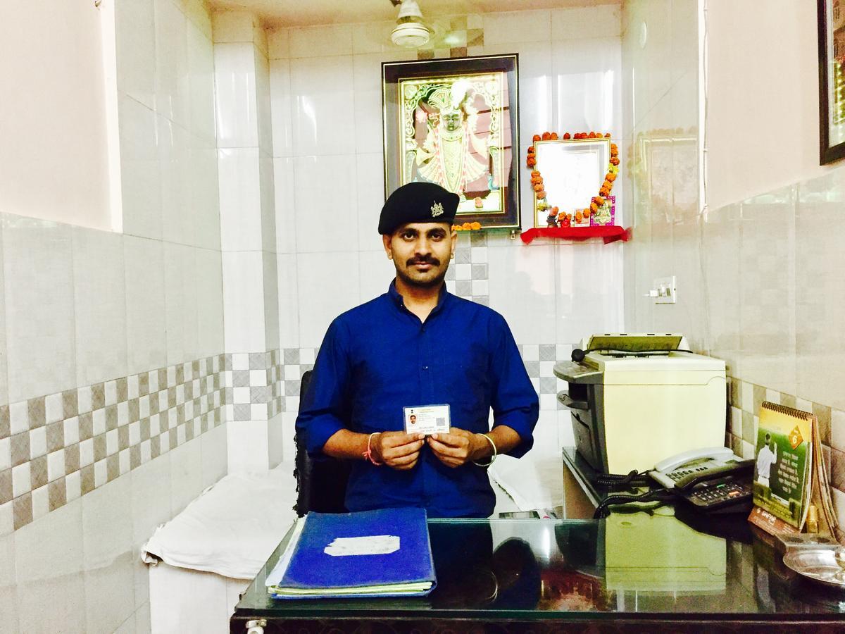 Hotel Ashirwad Udaipur Buitenkant foto