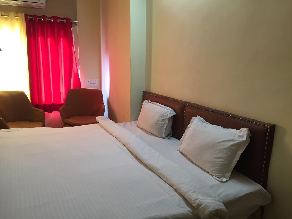 Hotel Ashirwad Udaipur Buitenkant foto