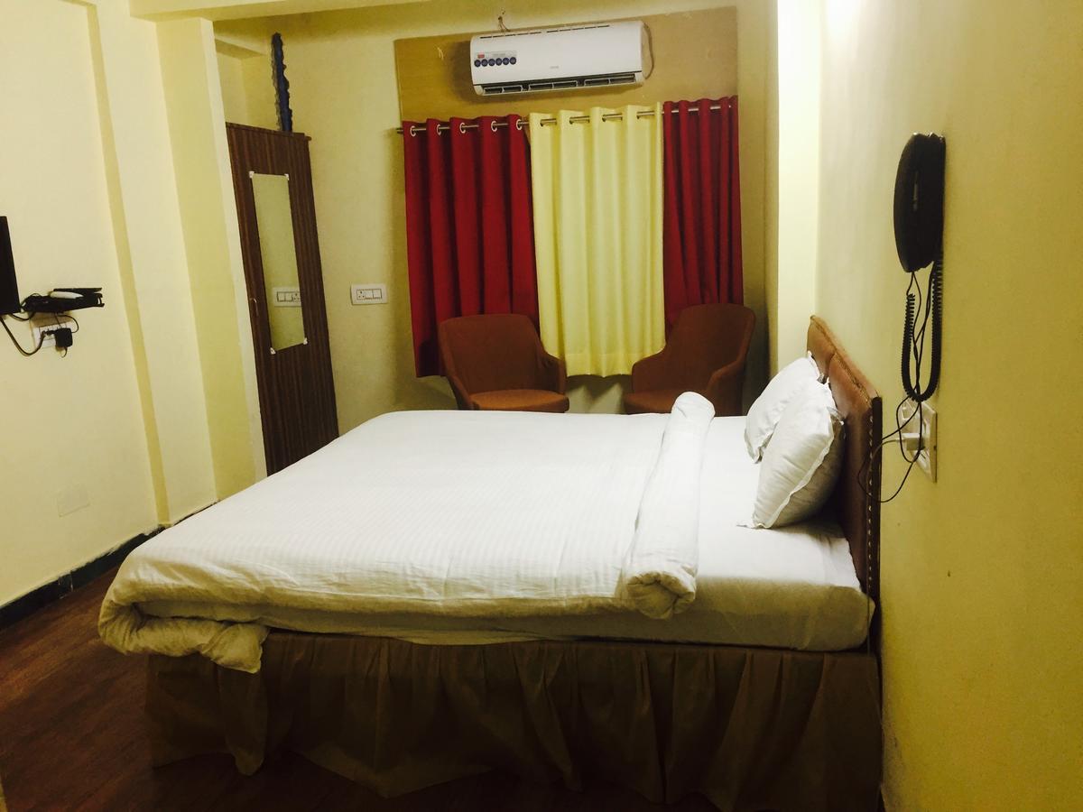 Hotel Ashirwad Udaipur Buitenkant foto